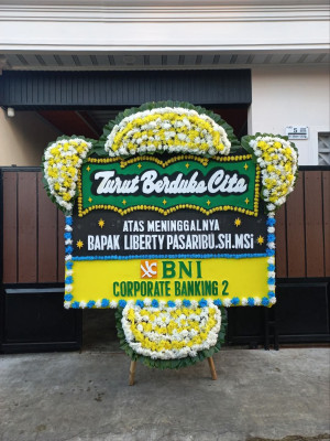 Papan Bunga Duka di Batu Merah