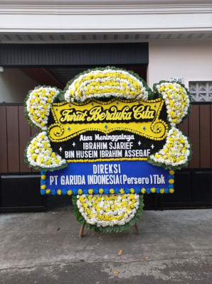 Papan Bunga Duka di Batu Merah