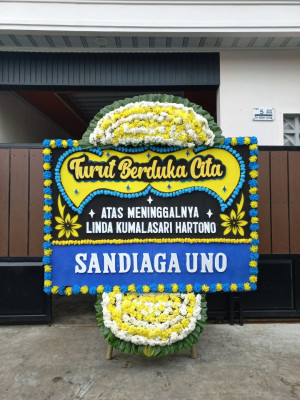 Papan Bunga Duka di Batu Merah